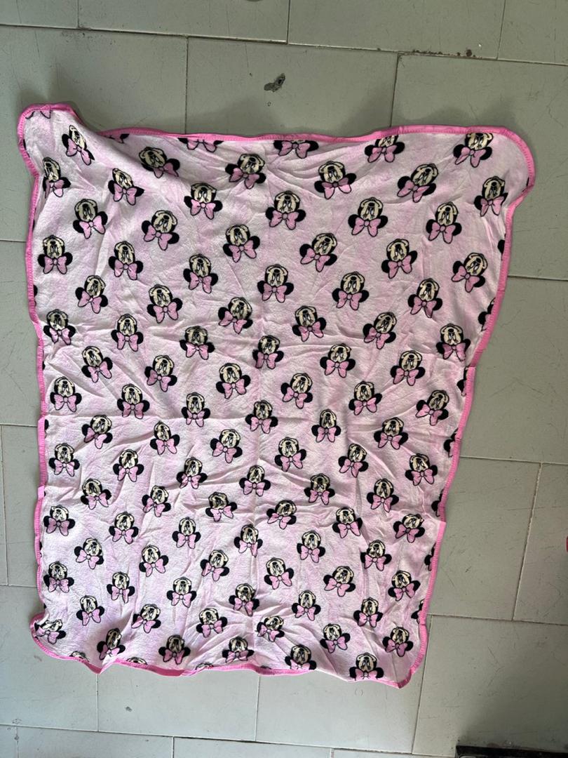 پتو نوزاد طرح میکی موس