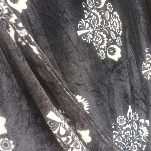 پتو دونفره عیار دار مشکی طرح دار