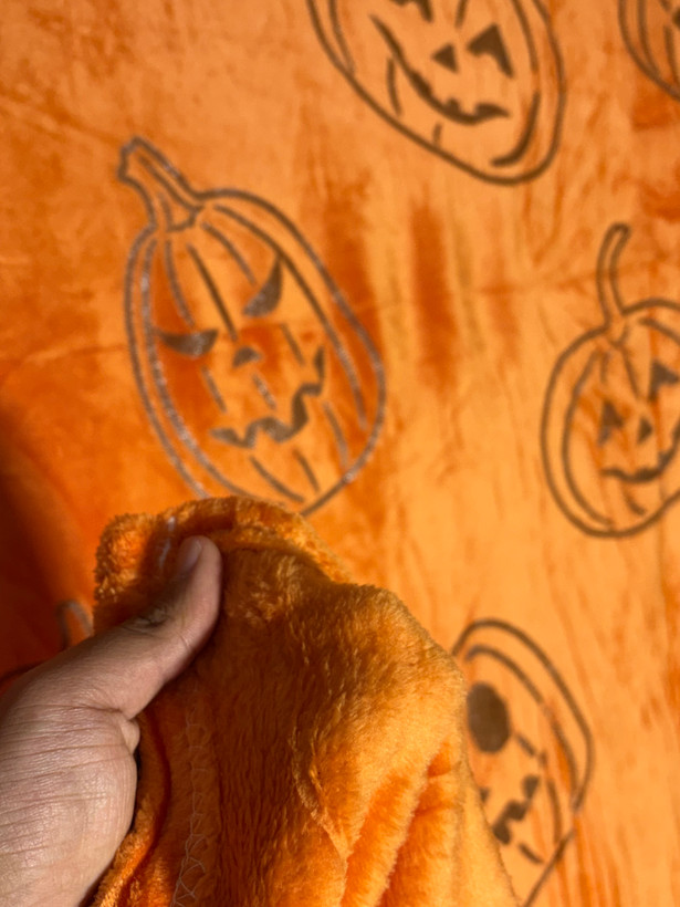 پتو نقره کوب طرح کدو هالووین 🎃